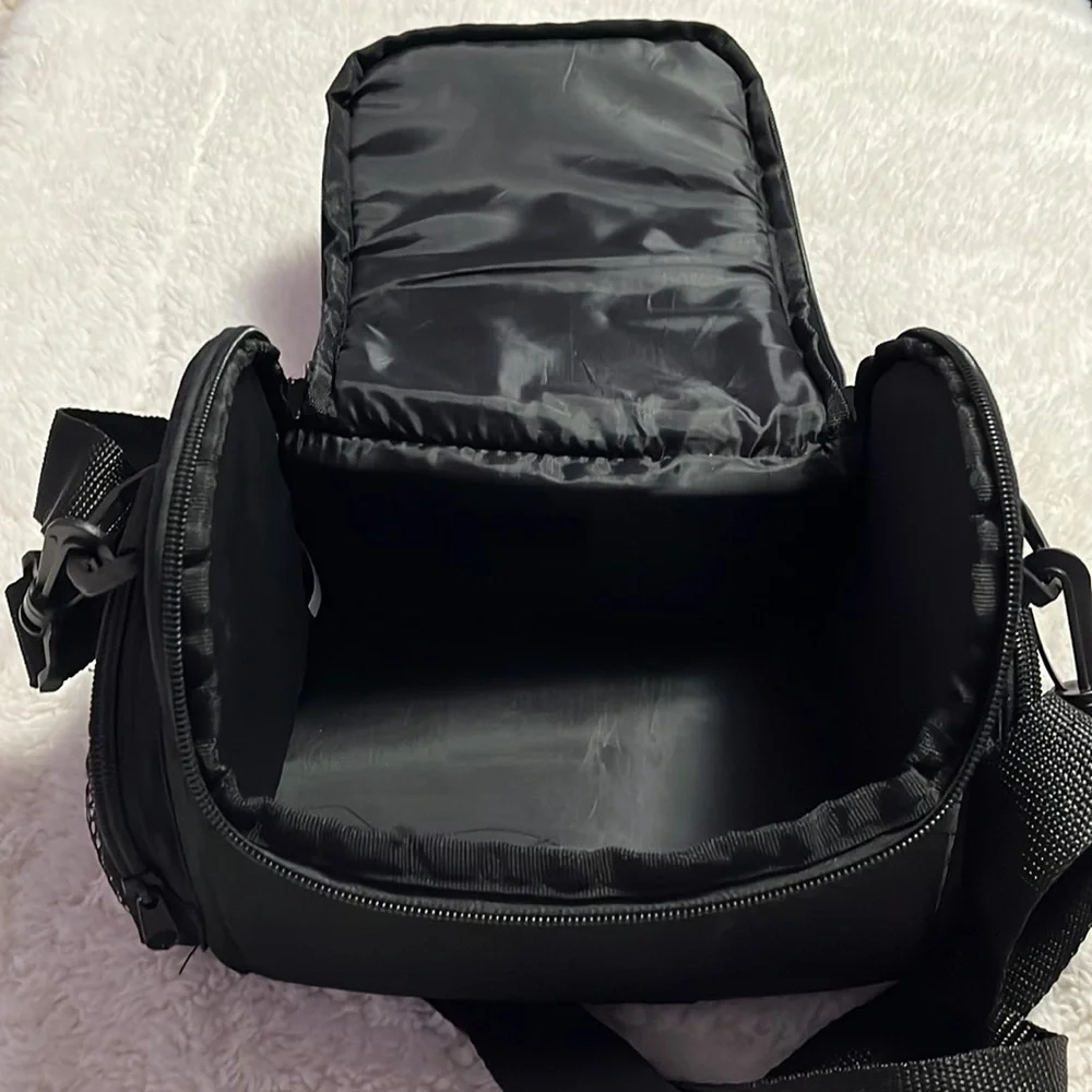 Camera Bag - Picture 7 of 11